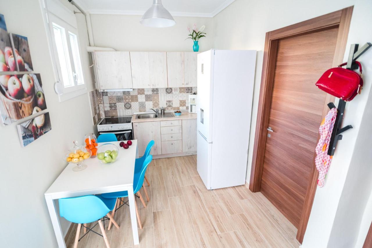 Sea Breeze Vibes Apartman Néa Péramos Kültér fotó